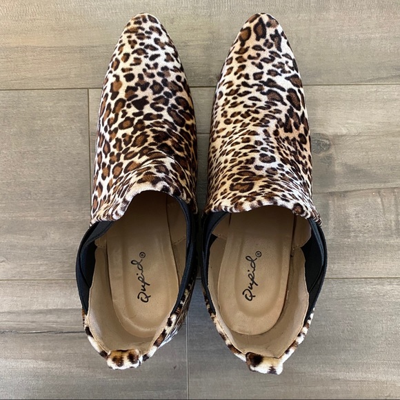 Qupid Leopard Print Booties size 6 - Picture 4 of 4